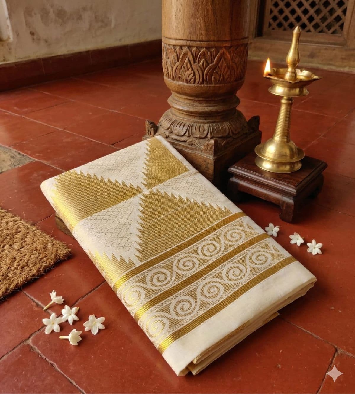 Kerala Cotton Heavy Double Tower Design saree