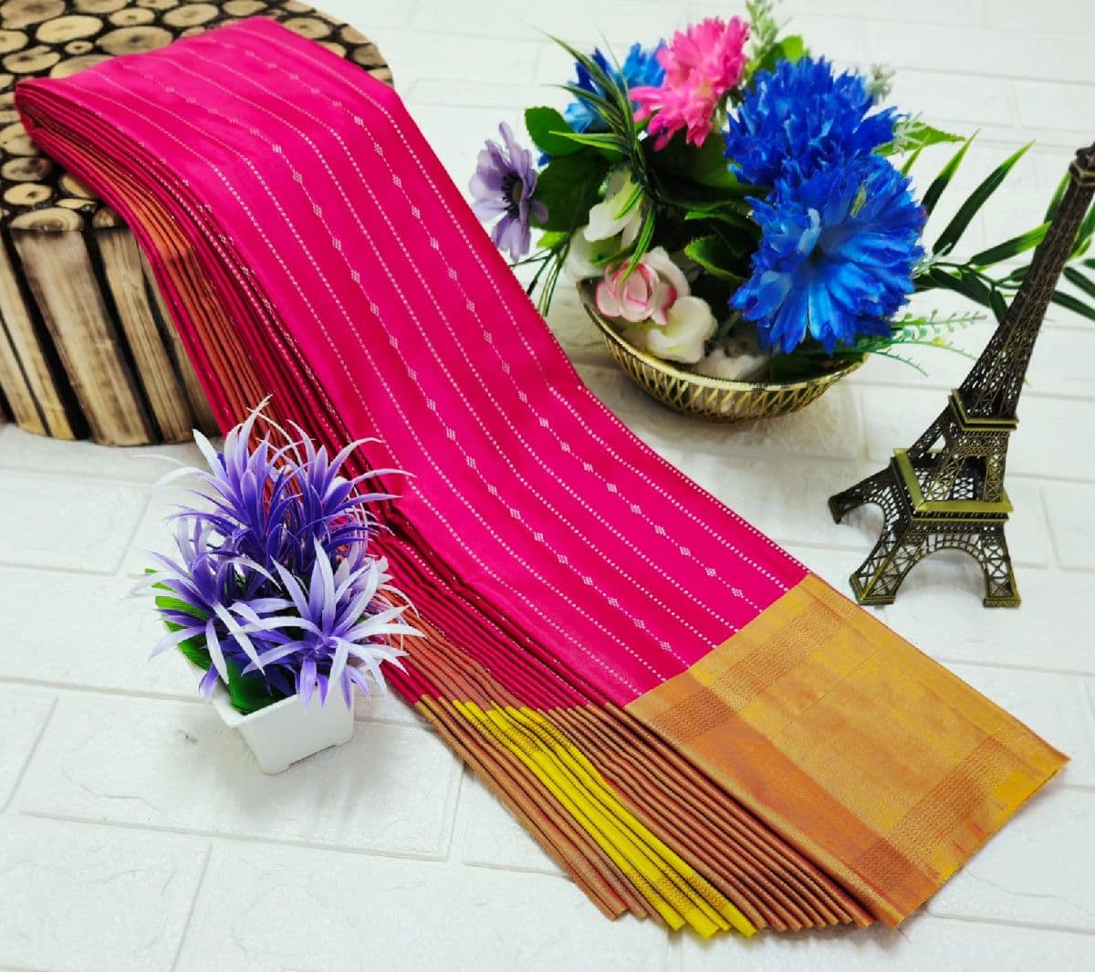 𝙶rand soft silk saree