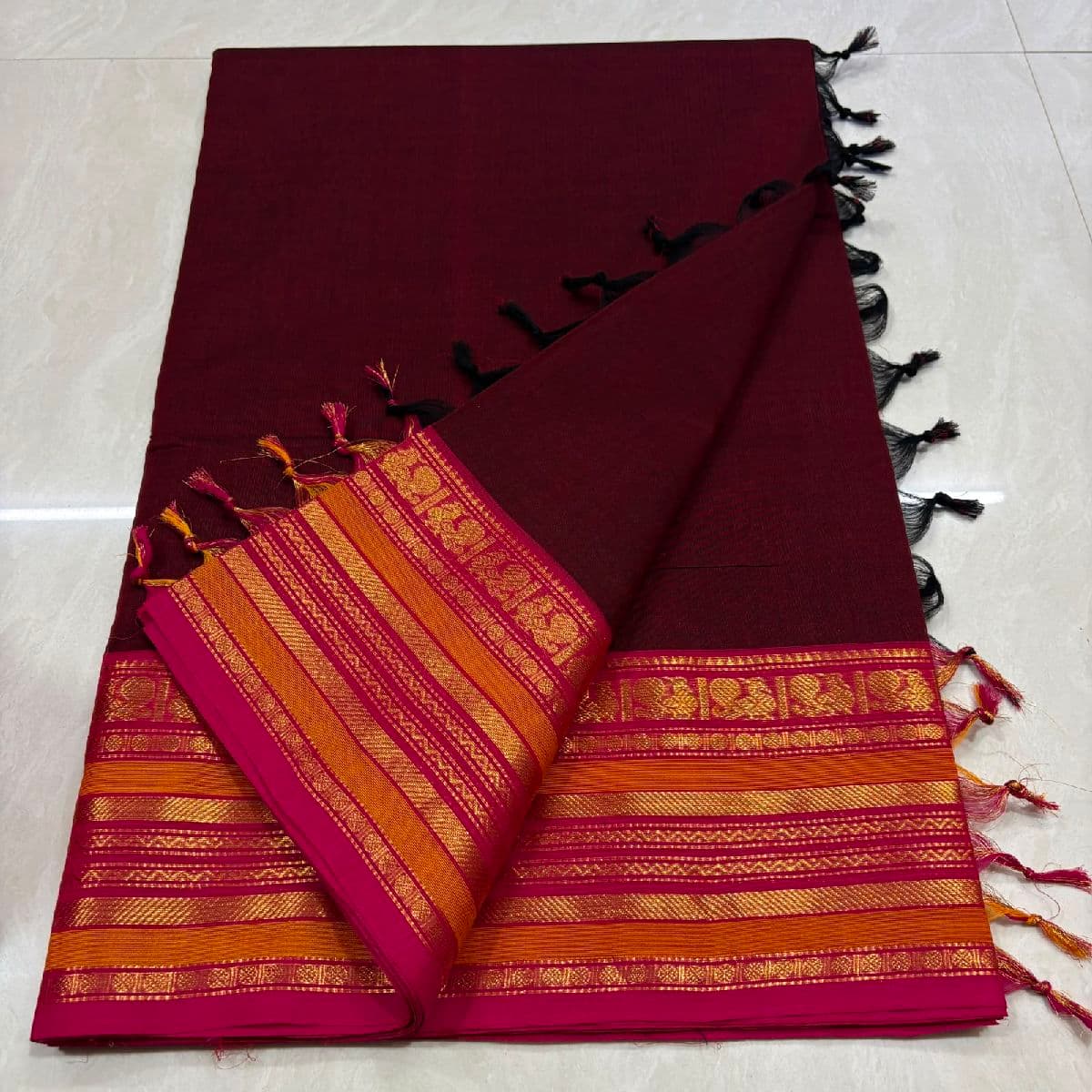 Vintage 80s model zari border saree